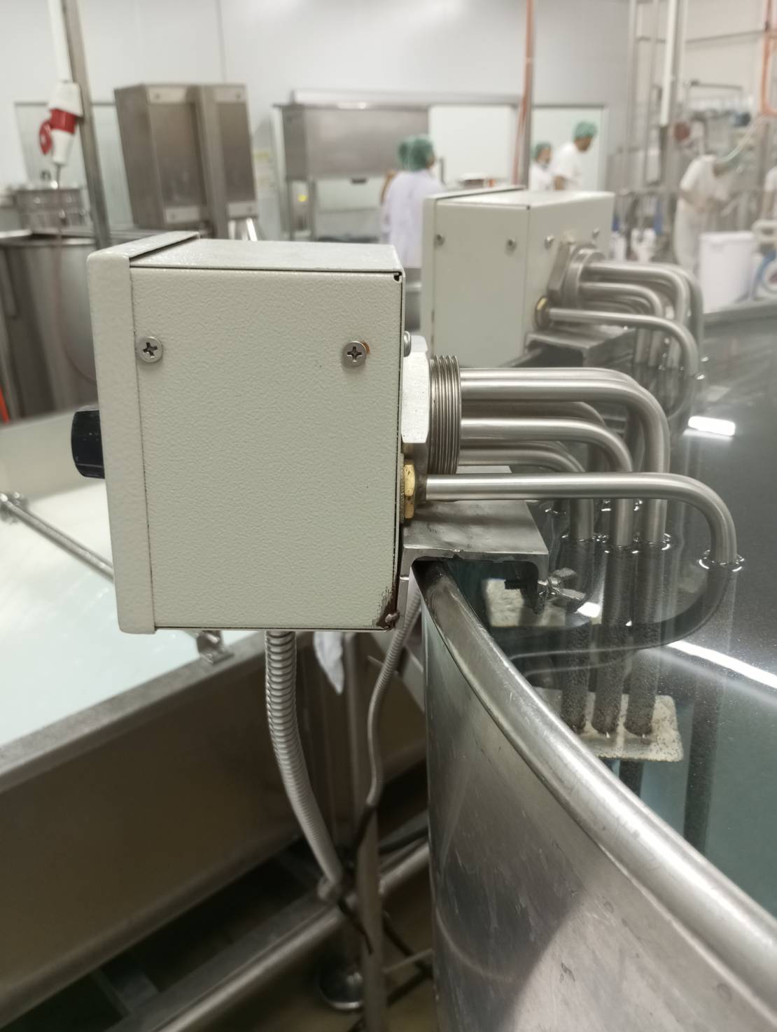 ฮีตเตอร์ต้มน้ำ ตั้งอุณหภูมิในตัว 8KW 380V